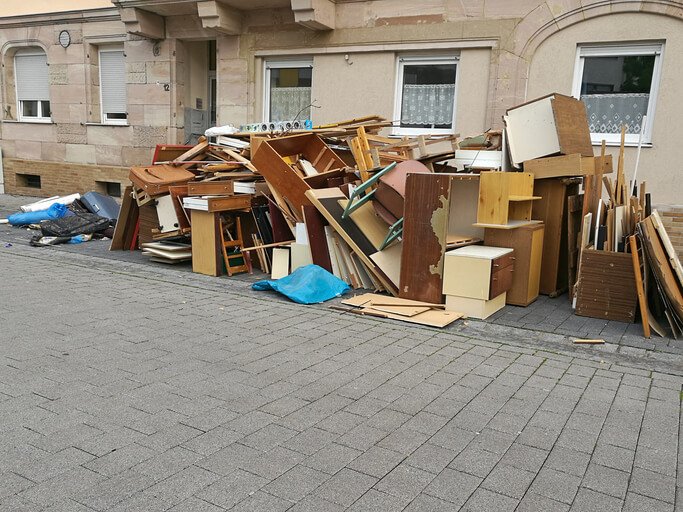 Full-Property Cleanout Services - Updated 2026